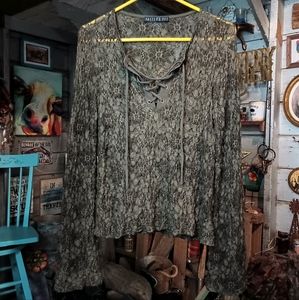 Potters Pot lace blouse